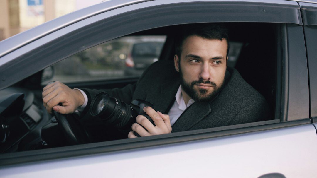 discreet private investigator