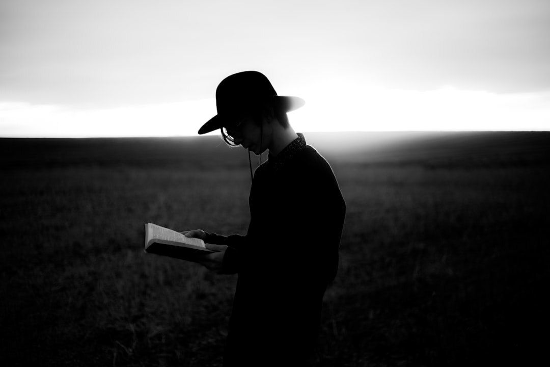 detective using technology in field